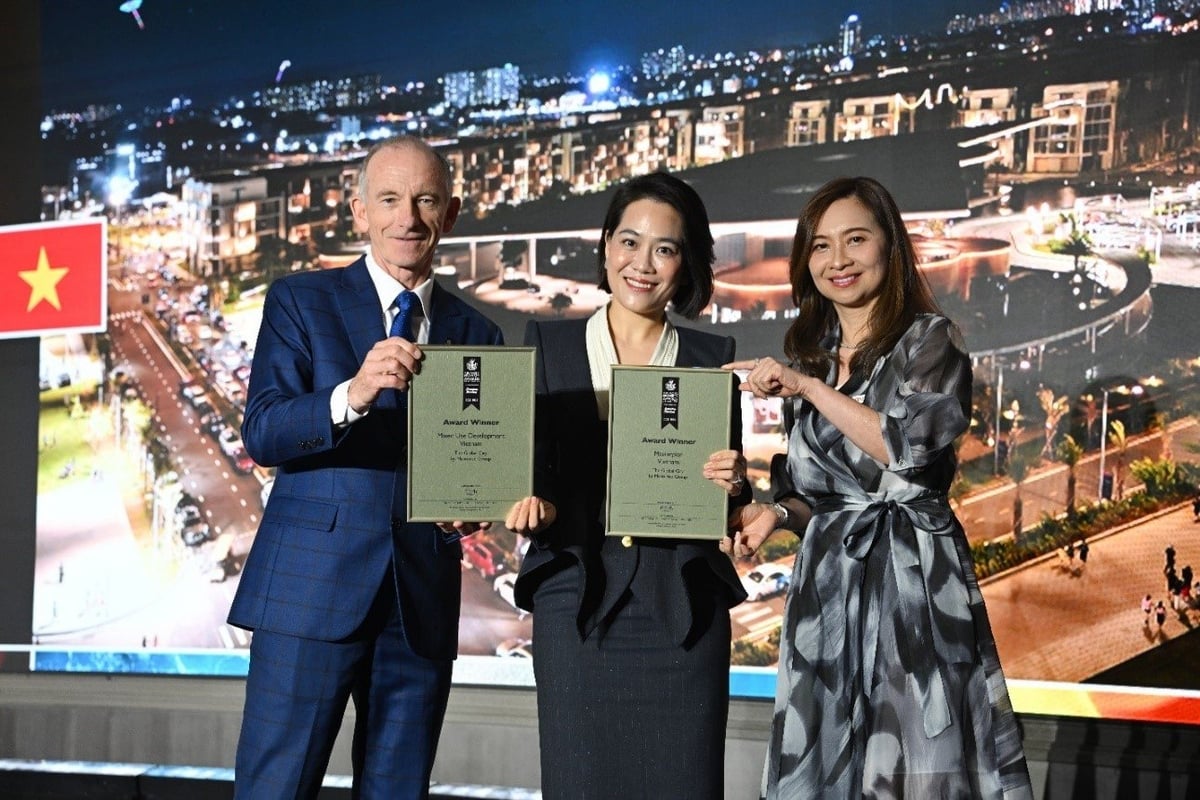 Vượt qua những tiêu chuẩn khắt khe, The Global City chiến thắng ở hai hạng mục 'Khu phức hợp tốt nhất Việt Nam' và 'Quy hoạch tổng thể tốt nhất Việt Nam'. Ảnh: Masterise Group. Vượt qua những tiêu chuẩn khắt khe, The Global City chiến thắng ở hai hạng mục 'Khu phức hợp tốt nhất Việt Nam' và 'Quy hoạch tổng thể tốt nhất Việt Nam'. Ảnh: Masterise Group.