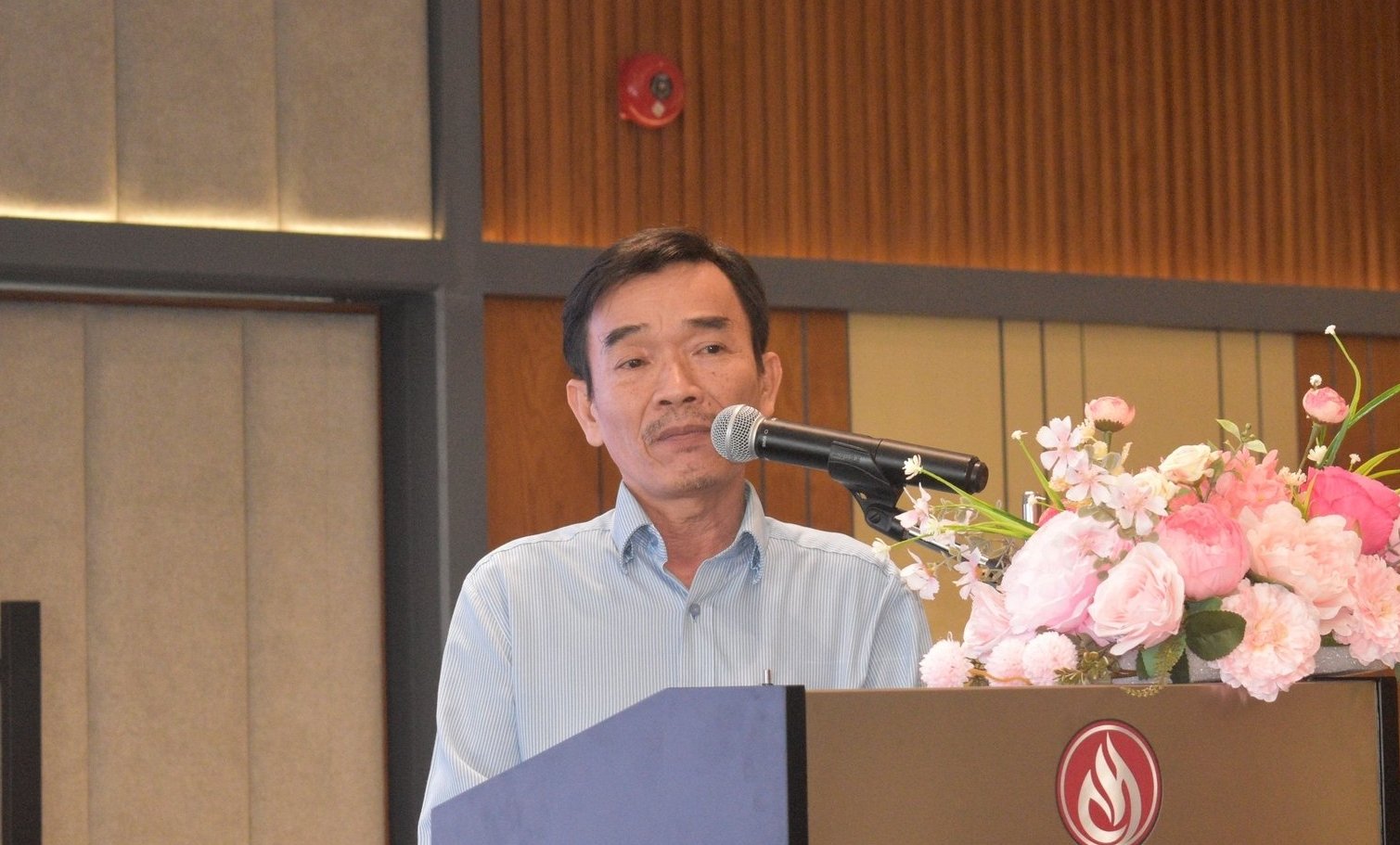 Ông Đỗ Văn Vấn, Giám đốc Trung tâm Trồng trọt và Bảo vệ thực vật phía Nam (Cục Trồng trọt và Bảo vệ thực vật) cho biết, năm 2025 ĐBSCL dự kiến sản xuất 24 triệu tấn lúa. Ảnh: Minh Đảm. Ông Đỗ Văn Vấn, Giám đốc Trung tâm Trồng trọt và Bảo vệ thực vật phía Nam (Cục Trồng trọt và Bảo vệ thực vật) cho biết, năm 2025 ĐBSCL dự kiến sản xuất 24 triệu tấn lúa. Ảnh: Minh Đảm.