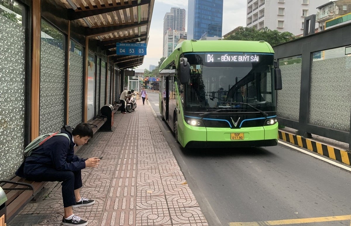 TP.HCM đang đẩy mạnh phát triển giao thông xanh nhằm thích ứng với biến đổi khí hậu. Ảnh: Nguyễn Quỳnh. TP.HCM đang đẩy mạnh phát triển giao thông xanh nhằm thích ứng với biến đổi khí hậu. Ảnh: Nguyễn Quỳnh.