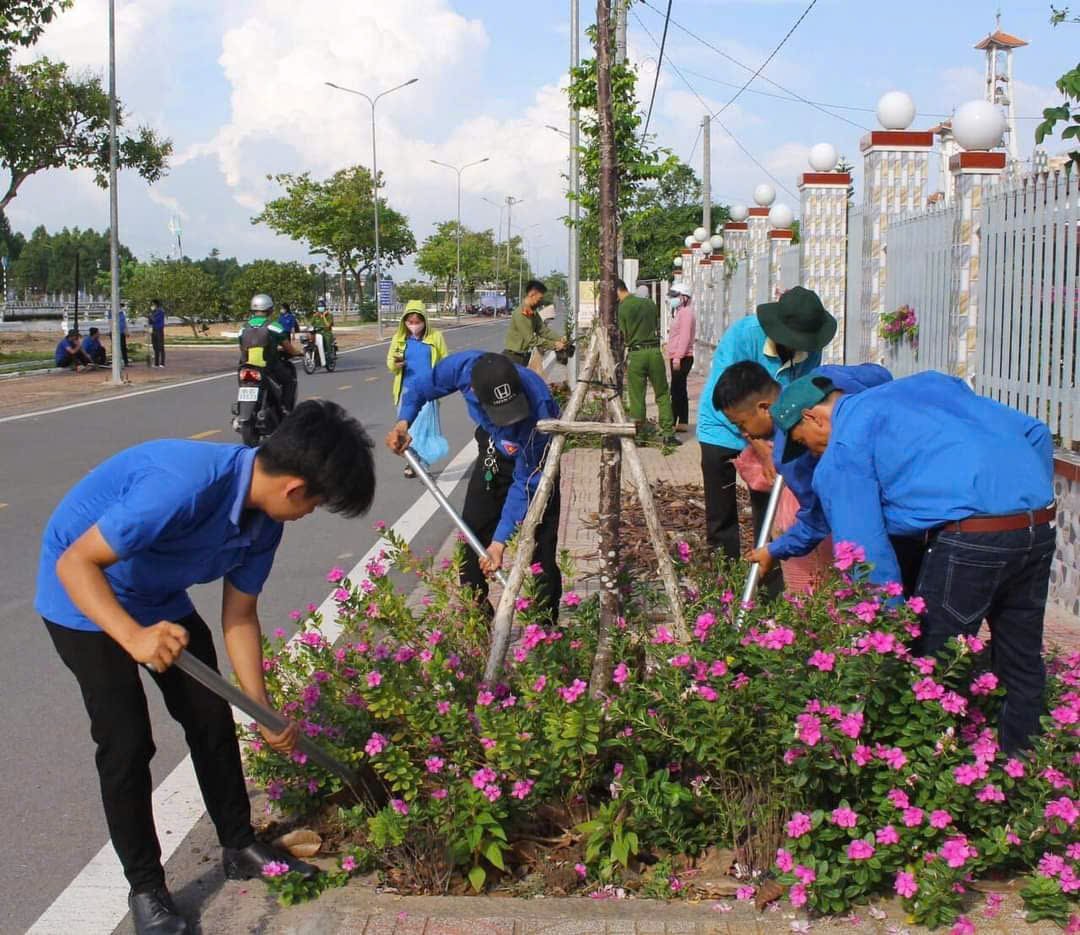 Sau gần 5 năm thực hiện Đề án Hậu Giang xanh đã góp phần cải thiện cảnh quan môi trường tỉnh Hậu Giang ngày càng xanh, sạch, đẹp. Ảnh: Lê Hùng. Sau gần 5 năm thực hiện Đề án Hậu Giang xanh đã góp phần cải thiện cảnh quan môi trường tỉnh Hậu Giang ngày càng xanh, sạch, đẹp. Ảnh: Lê Hùng.