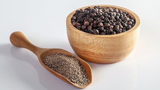 Latest domestic and global pepper prices on May 22, 2025