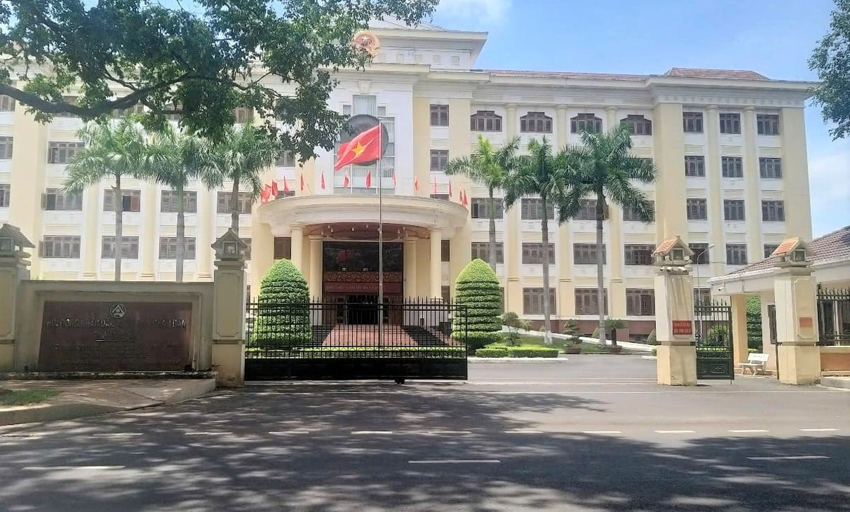 UBND tỉnh Đắk Lắk chỉ đạo công tác phòng, chống dịch Covid-19 trên địa bàn. Ảnh: Tuấn Trần. UBND tỉnh Đắk Lắk chỉ đạo công tác phòng, chống dịch Covid-19 trên địa bàn. Ảnh: Tuấn Trần.