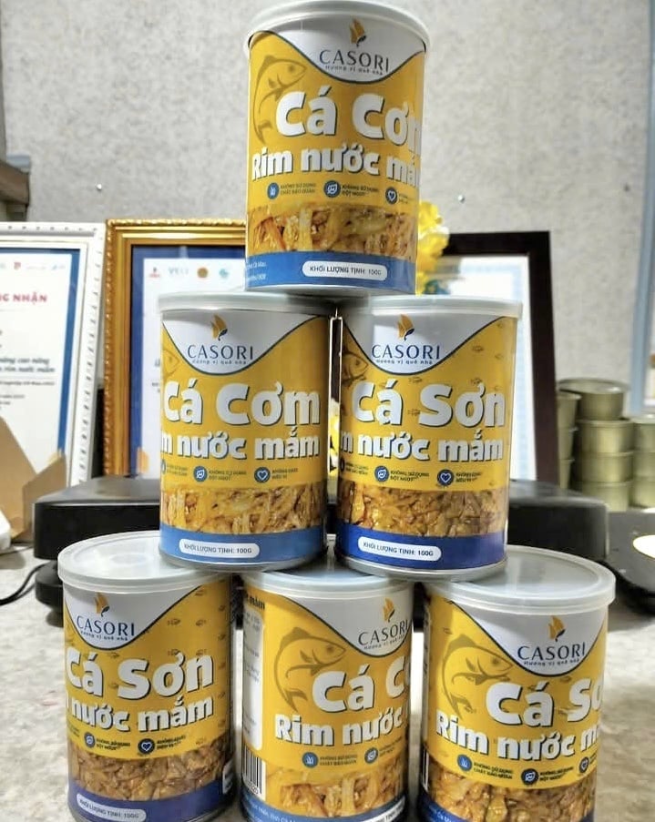 Hiện nay, đặc sản cá sơn rim đã được bán trên thị trường cả nước. Ảnh: Trọng Linh. Hiện nay, đặc sản cá sơn rim đã được bán trên thị trường cả nước. Ảnh: Trọng Linh.