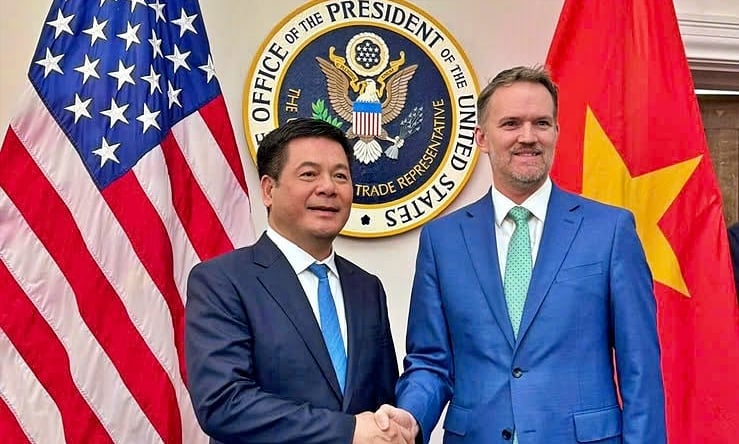 Bộ trưởng Nguyễn Hồng Diên và Trưởng đại diện Thương mại Hoa Kỳ Jamieson Greer tại phiên đàm phán. Ảnh: MOIT. Bộ trưởng Nguyễn Hồng Diên và Trưởng đại diện Thương mại Hoa Kỳ Jamieson Greer tại phiên đàm phán. Ảnh: MOIT.