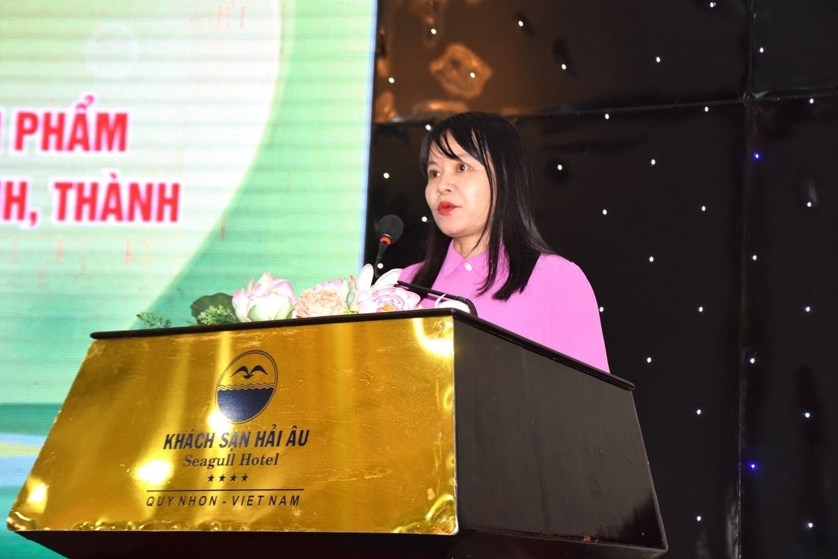 Bà Nguyễn Thị Thế Vy, Phó Giám đốc Sở Nông nghiệp và Môi trường Bình Định, phát biểu tại hội nghị. Ảnh: V.Đ.T. Bà Nguyễn Thị Thế Vy, Phó Giám đốc Sở Nông nghiệp và Môi trường Bình Định, phát biểu tại hội nghị. Ảnh: V.Đ.T.
