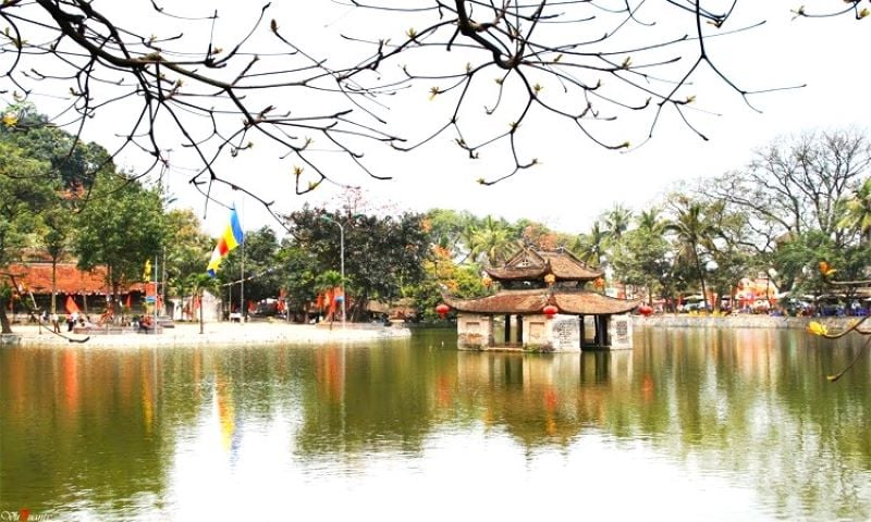Chùa Thầy thắng cảnh thu hút khách du lịch ở Sài Sơn. Ảnh: Tư liệu. Chùa Thầy thắng cảnh thu hút khách du lịch ở Sài Sơn. Ảnh: Tư liệu.