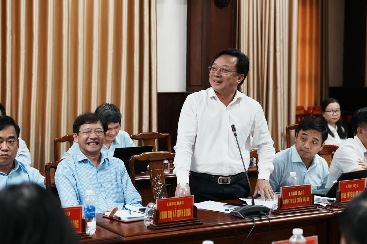 Tại hội nghi, các Sở, ngành, địa phương của Bình Phước đã nêu các vướng mắc và được đoàn Bộ NN-MT trực tiếp giải đáp, hướng dẫn, làm rõ. Ảnh: Hồng Thủy. Tại hội nghi, các Sở, ngành, địa phương của Bình Phước đã nêu các vướng mắc và được đoàn Bộ NN-MT trực tiếp giải đáp, hướng dẫn, làm rõ. Ảnh: Hồng Thủy.