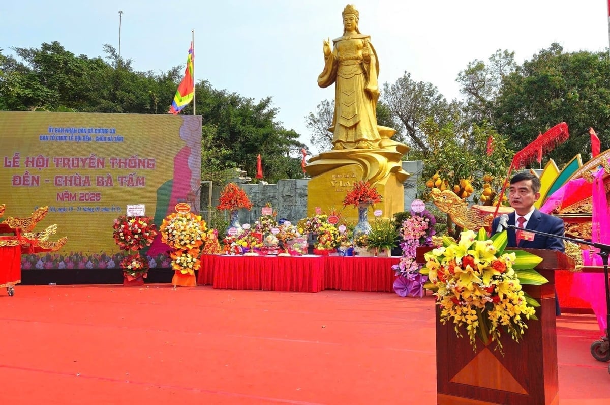 Lễ hội đền, chùa Bà tấm - Hoàng Thái hậu Ỷ Lan. Ảnh: Ánh Dương. Lễ hội đền, chùa Bà tấm - Hoàng Thái hậu Ỷ Lan. Ảnh: Ánh Dương.