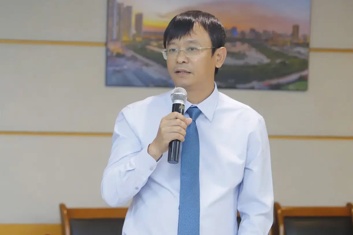 Nhà báo Nguyễn Văn Hoài, Tổng Biên tập Báo Nông thôn Ngày nay/Điện tử Dân Việt, Trưởng Ban Tổ chức Giải cho biết, năm nay, việc tổ chức giải gặp rất nhiều khó khăn, nhất là trong bối cảnh sáp nhập. Ảnh: Hồng Thắm. Nhà báo Nguyễn Văn Hoài, Tổng Biên tập Báo Nông thôn Ngày nay/Điện tử Dân Việt, Trưởng Ban Tổ chức Giải cho biết, năm nay, việc tổ chức giải gặp rất nhiều khó khăn, nhất là trong bối cảnh sáp nhập. Ảnh: Hồng Thắm.
