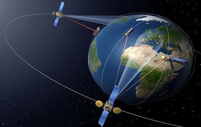 Viễn thám là một ngành khoa học thu thập các thông tin về bề mặt Trái đất hoặc các thông tin gần bề mặt Trái đất thông qua hệ thống cảm biến được gắn vào máy bay, vệ tinh, tàu vũ trụ… và quá trình xử lý, giải đoán các dữ liệu đó để phục vụ cho việc nhận biết cũng như quản lý tài nguyên và môi trường. Ảnh minh họa. Viễn thám là một ngành khoa học thu thập các thông tin về bề mặt Trái đất hoặc các thông tin gần bề mặt Trái đất thông qua hệ thống cảm biến được gắn vào máy bay, vệ tinh, tàu vũ trụ… và quá trình xử lý, giải đoán các dữ liệu đó để phục vụ cho việc nhận biết cũng như quản lý tài nguyên và môi trường. Ảnh minh họa.