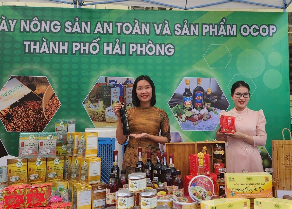 Các sản phẩm OCOP của Hải Phòng ngày càng phong phú về số lượng và được nâng cao về chất lượng. Ảnh: Đinh Mười. Các sản phẩm OCOP của Hải Phòng ngày càng phong phú về số lượng và được nâng cao về chất lượng. Ảnh: Đinh Mười.