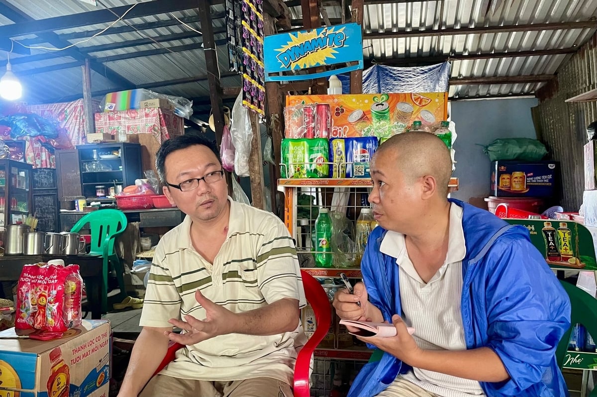 Người dân kênh Đôi mong được tái định cư tại chỗ, bởi họ bịn rịn không muốn rời nơi 'chôn nhau cắt rốn'. Ảnh: Lê Minh. Người dân kênh Đôi mong được tái định cư tại chỗ, bởi họ bịn rịn không muốn rời nơi 'chôn nhau cắt rốn'. Ảnh: Lê Minh.