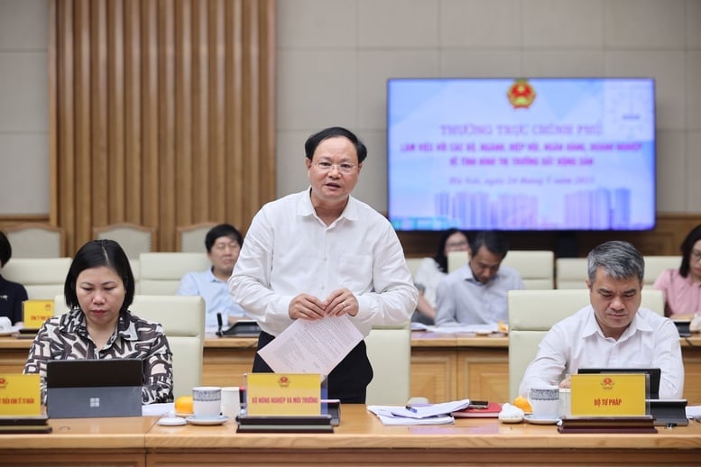 Thứ trưởng Bộ Nông nghiệp và Môi trường Lê Minh Ngân phát biểu tại cuộc họp. Ảnh: Nhật Bắc. Thứ trưởng Bộ Nông nghiệp và Môi trường Lê Minh Ngân phát biểu tại cuộc họp. Ảnh: Nhật Bắc.