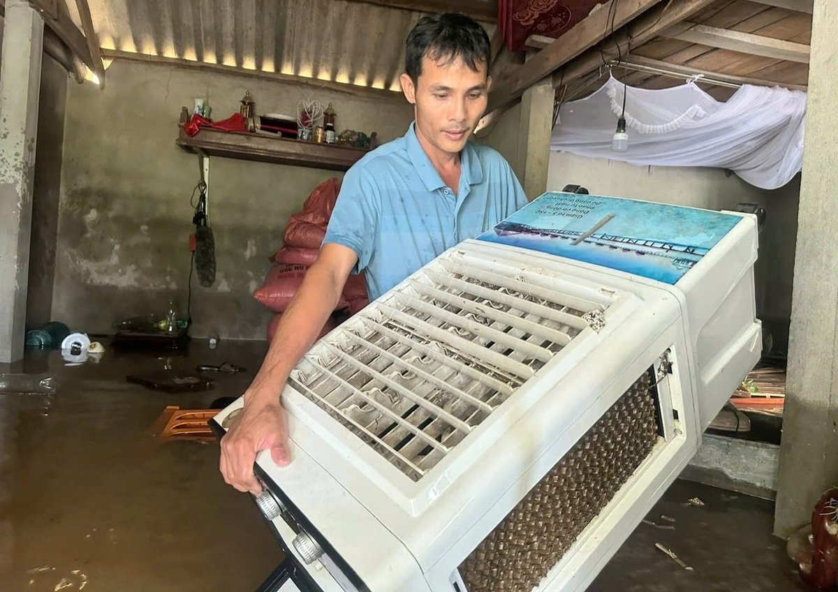 Số hộ bị thiệt hại đồ điện tử nhiều vô kể. Số hộ bị thiệt hại đồ điện tử nhiều vô kể.