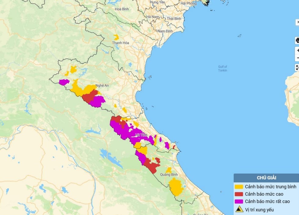 Bản đồ nguy cơ xảy ra lũ quét, sạt lở đất trên khu vực các tỉnh Thanh Hóa, Nghệ An, Hà Tĩnh, Quảng Bình. Nguồn: TTDBKTTVQG Bản đồ nguy cơ xảy ra lũ quét, sạt lở đất trên khu vực các tỉnh Thanh Hóa, Nghệ An, Hà Tĩnh, Quảng Bình. Nguồn: TTDBKTTVQG