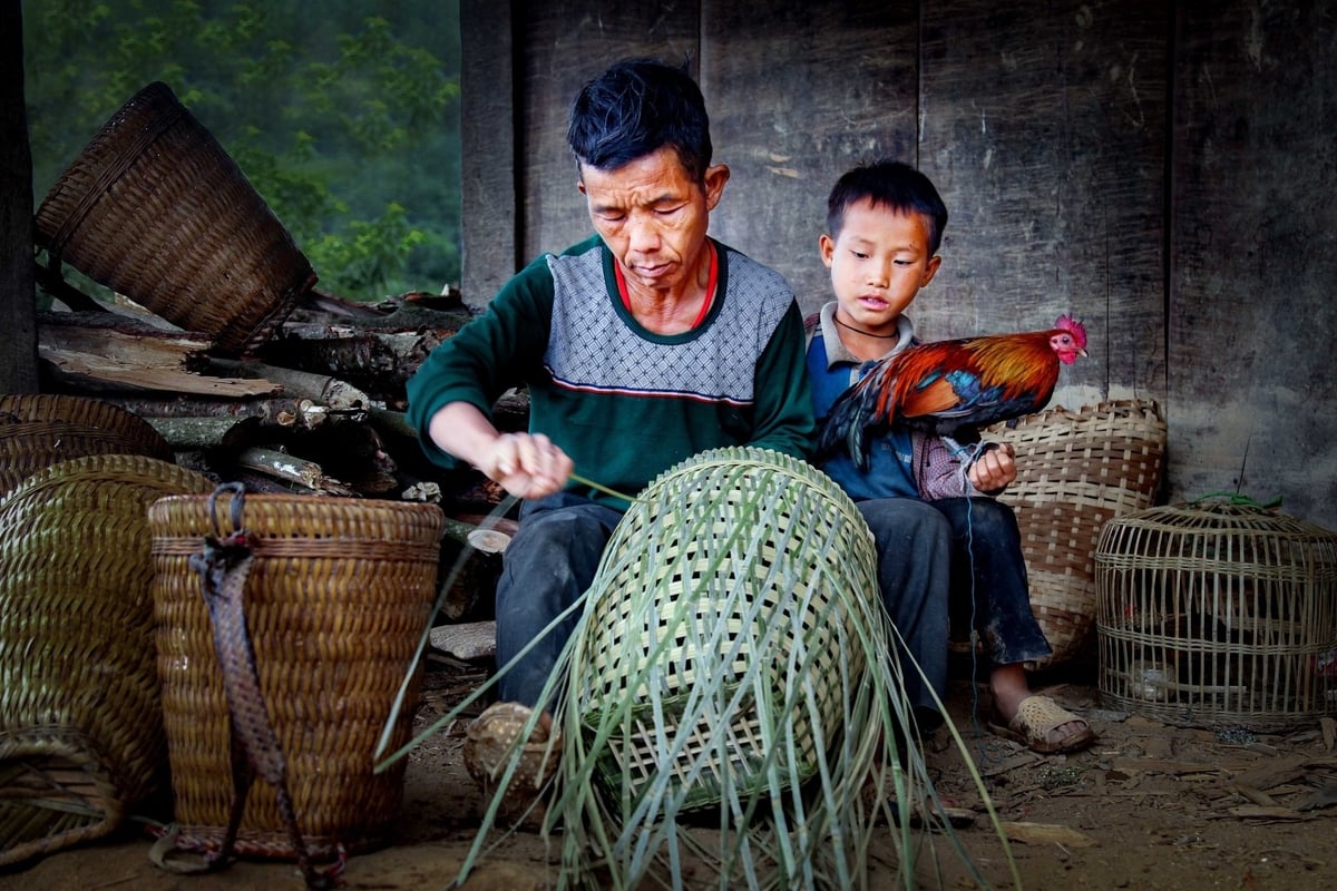 Cụ ông Chứ Dua ở bản Pá Hốc (xã Mùn Chung, huyện Tuần Giáo). Ảnh: Tuấn Anh. Cụ ông Chứ Dua ở bản Pá Hốc (xã Mùn Chung, huyện Tuần Giáo). Ảnh: Tuấn Anh.