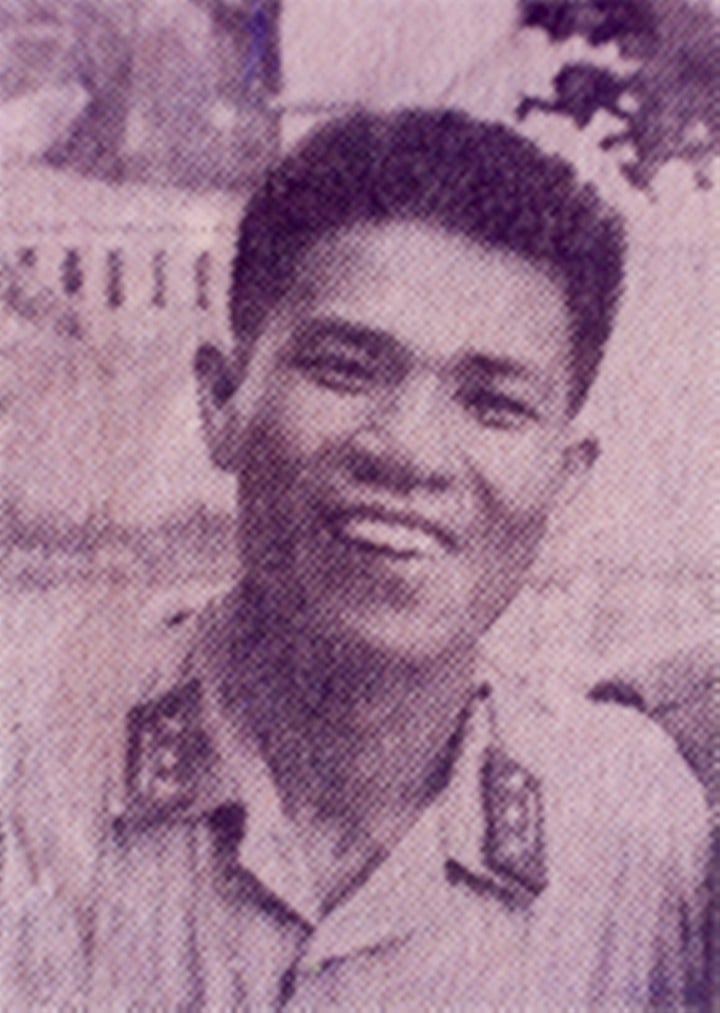Nhà văn Duy Khán.
