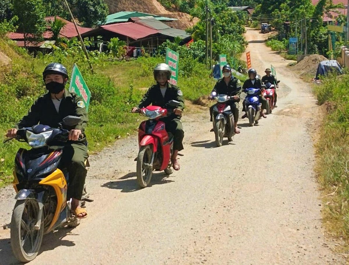 Ngành chức năng tổ chức các đợt tuyên truyền lưu động về công tác phòng cháy, chữa cháy rừng. Ảnh: L.K. Ngành chức năng tổ chức các đợt tuyên truyền lưu động về công tác phòng cháy, chữa cháy rừng. Ảnh: L.K.
