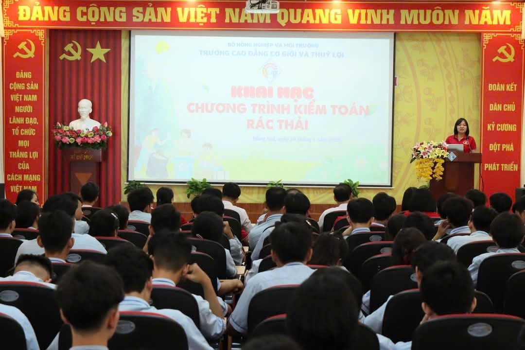 Lễ Khai mạc Chương trình Kiểm toán rác thải. Ảnh: VCMI. Lễ Khai mạc Chương trình Kiểm toán rác thải. Ảnh: VCMI.