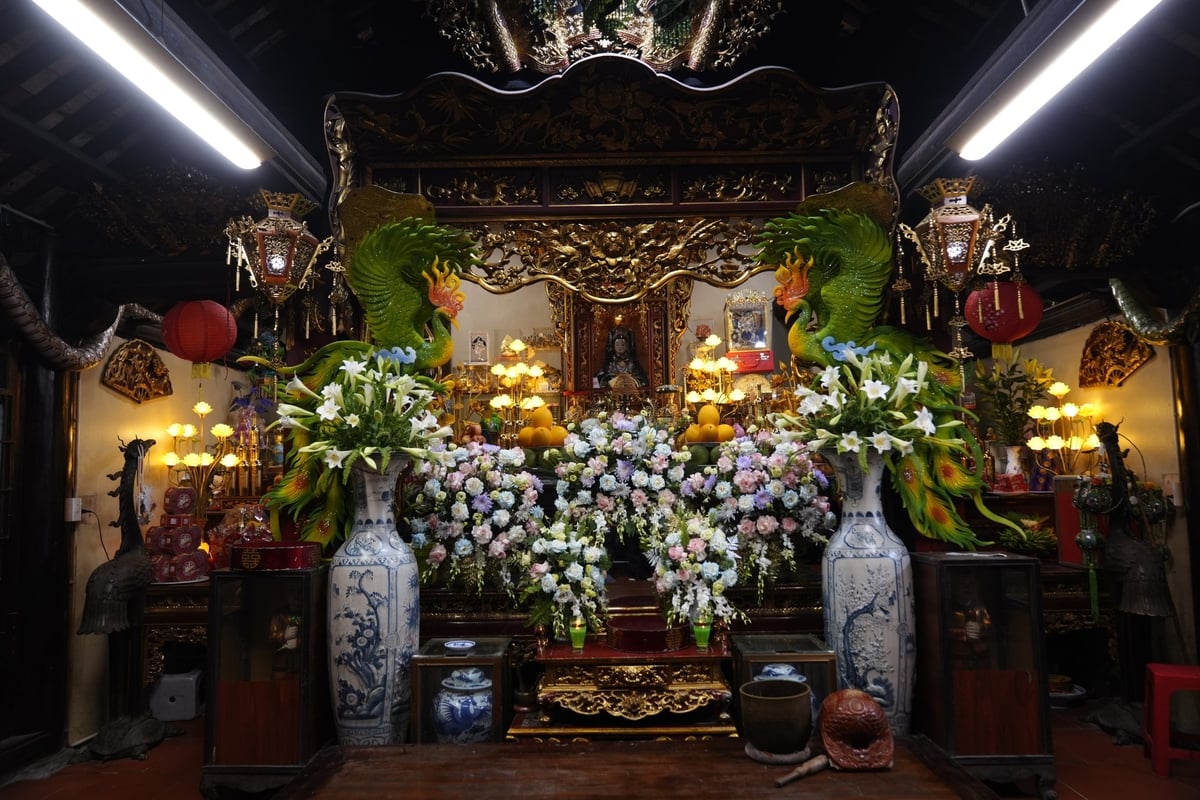 Đền thờ Chầu Bé, một vị thánh chầu địa phương tại đền Bắc Lệ. Ảnh: Thảo Phương. 