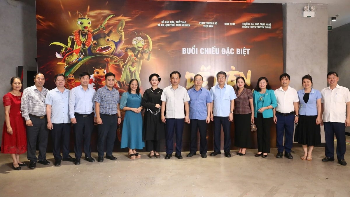 Lễ ra mắt bộ phim hoạt hình 'Dế Mèn - Cuộc phiêu lưu tới xóm Lầy Lội'. Ảnh: Quang Linh.