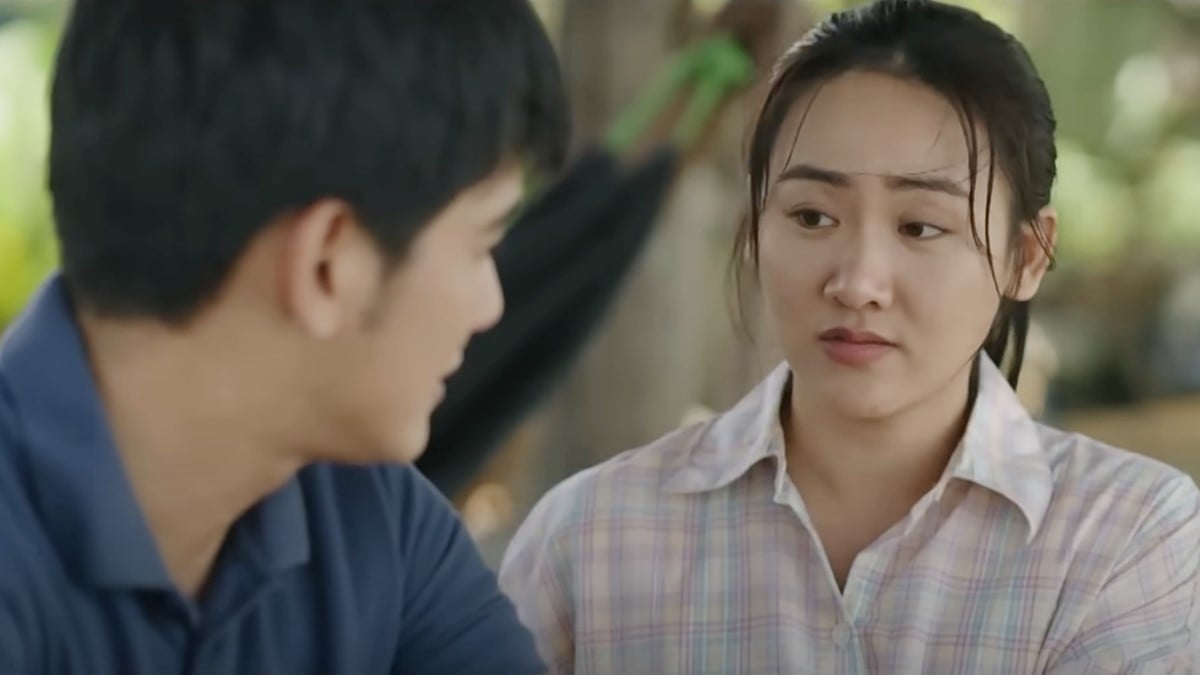 Lụa cho biết muốn cố gắng kiếm tiền để trả nợ cho bà Huệ. Ảnh CMH Lụa cho biết muốn cố gắng kiếm tiền để trả nợ cho bà Huệ. Ảnh CMH
