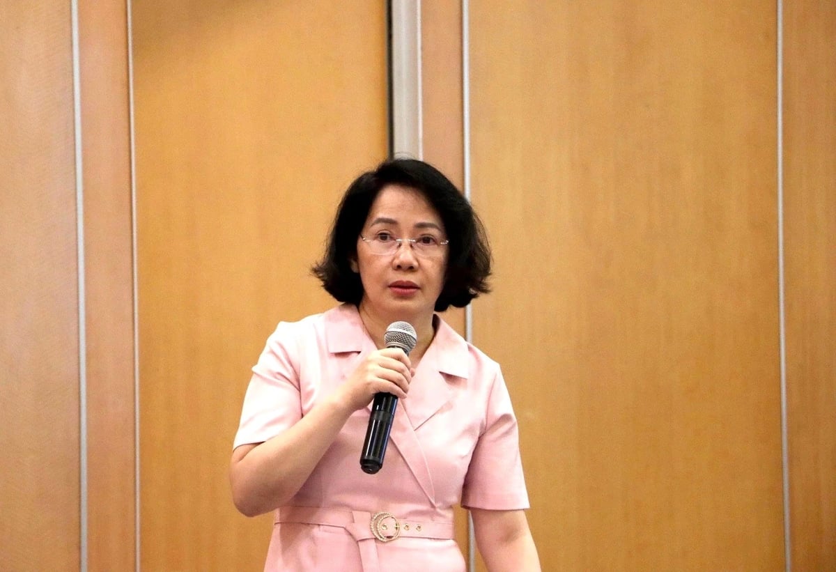 ThS.BS Phan Thị Hải - Phó Giám đốc Quỹ Phòng, chống tác hại của thuốc lá (Bộ Y tế) cho rằng tăng thuế tiêu thụ đặc biệt đối với sản phẩm thuốc lá thực chất là một công cụ điều tiết hành vi tiêu dùng có hại. Ảnh: Lan Chi. ThS.BS Phan Thị Hải - Phó Giám đốc Quỹ Phòng, chống tác hại của thuốc lá (Bộ Y tế) cho rằng tăng thuế tiêu thụ đặc biệt đối với sản phẩm thuốc lá thực chất là một công cụ điều tiết hành vi tiêu dùng có hại. Ảnh: Lan Chi.