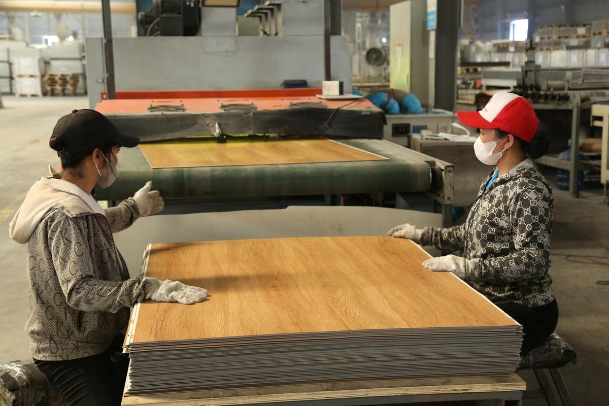 Yên Bái phấn đấu đến hết năm 2025 sẽ tạo việc làm cho 7.000 lao động tại các KCN. Ảnh: Thanh Tiến. Yên Bái phấn đấu đến hết năm 2025 sẽ tạo việc làm cho 7.000 lao động tại các KCN. Ảnh: Thanh Tiến.
