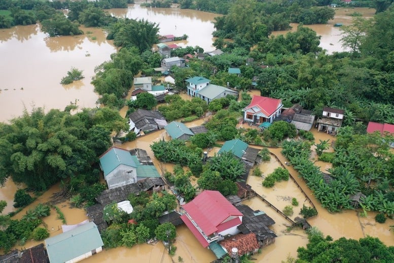 Nước lũ dâng ngập nhà dân ở huyện Hòa An, tỉnh Cao Bằng. Ảnh: Trung tâm Văn hóa và Truyền thông huyện Hòa An. Nước lũ dâng ngập nhà dân ở huyện Hòa An, tỉnh Cao Bằng. Ảnh: Trung tâm Văn hóa và Truyền thông huyện Hòa An.