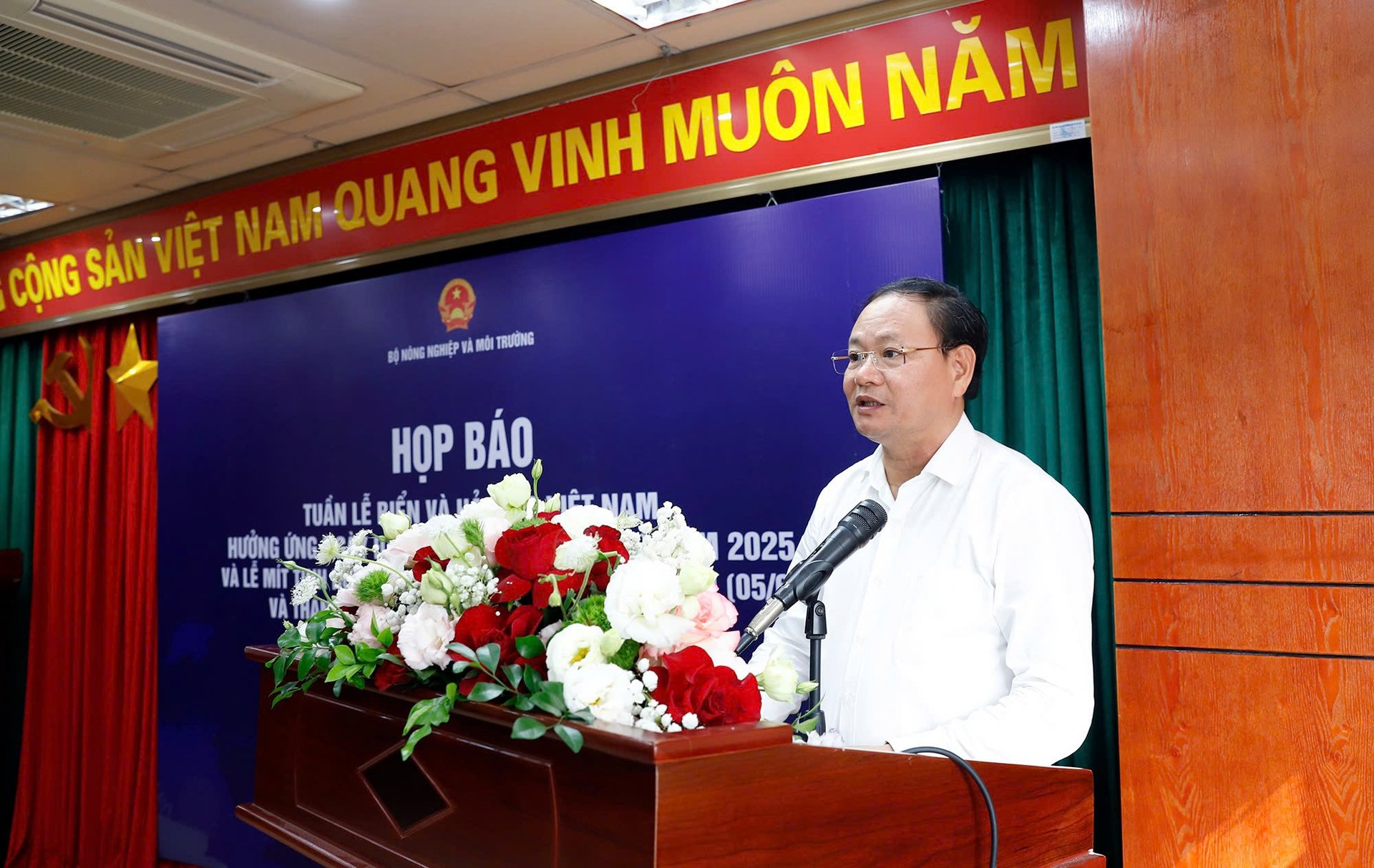 khoi-dong-chuoi-chuong-trinh-quoc-gia-vi-moi-truong-va-dai-duong-ben-vung-161613_823