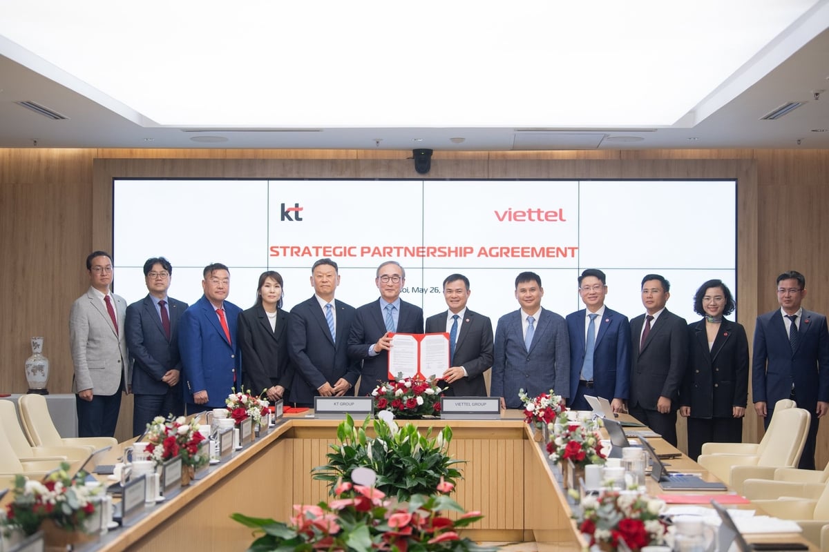 Tập đoàn Viettel và Tập đoàn KT ký kết Biên bản ghi nhớ hợp tác chiến lược. Ảnh: Viettel. Tập đoàn Viettel và Tập đoàn KT ký kết Biên bản ghi nhớ hợp tác chiến lược. Ảnh: Viettel.