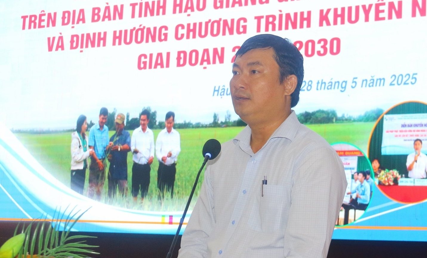 Ông Võ Xuân Tân, Phó Giám đốc Sở Nông nghiệp và Môi trường tỉnh Hậu Giang đánh giá chương trình khuyến nông đã góp phần tái cơ cấu ngành nông nghiệp, thúc đẩy phát triển sản xuất hàng hóa. Ảnh: Trung Chánh. Ông Võ Xuân Tân, Phó Giám đốc Sở Nông nghiệp và Môi trường tỉnh Hậu Giang đánh giá chương trình khuyến nông đã góp phần tái cơ cấu ngành nông nghiệp, thúc đẩy phát triển sản xuất hàng hóa. Ảnh: Trung Chánh.