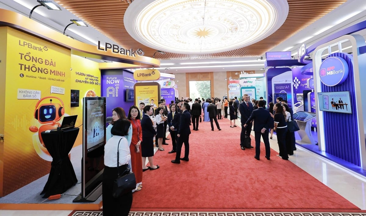 Toàn cảnh sự kiện Chuyển đổi số Ngành Ngân hàng năm 2025. Ảnh: LPBank. Toàn cảnh sự kiện Chuyển đổi số Ngành Ngân hàng năm 2025. Ảnh: LPBank.