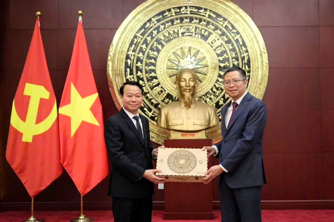 Đại sứ Phạm Thanh Bình đánh giá: Mối quan hệ song phương trong nông nghiệp Việt Nam - Trung Quốc luôn là điểm sáng trong quan hệ ngoại giao giữa hai nước. Đại sứ Phạm Thanh Bình đánh giá: Mối quan hệ song phương trong nông nghiệp Việt Nam - Trung Quốc luôn là điểm sáng trong quan hệ ngoại giao giữa hai nước.