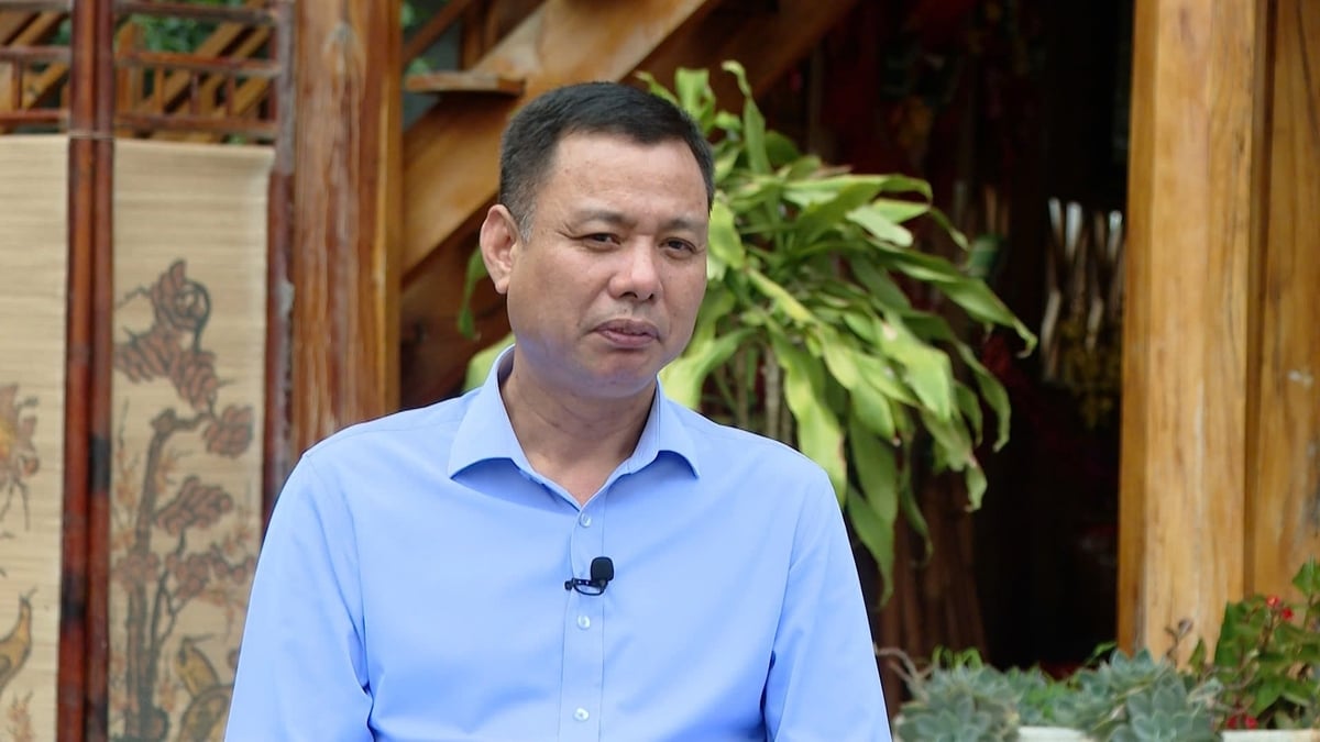 Ông Nguyễn Thành Công gắn bó với chủ trương đưa cây ăn quả từ những ngày đầu. Ảnh: Đức Bình. Ông Nguyễn Thành Công gắn bó với chủ trương đưa cây ăn quả từ những ngày đầu. Ảnh: Đức Bình.