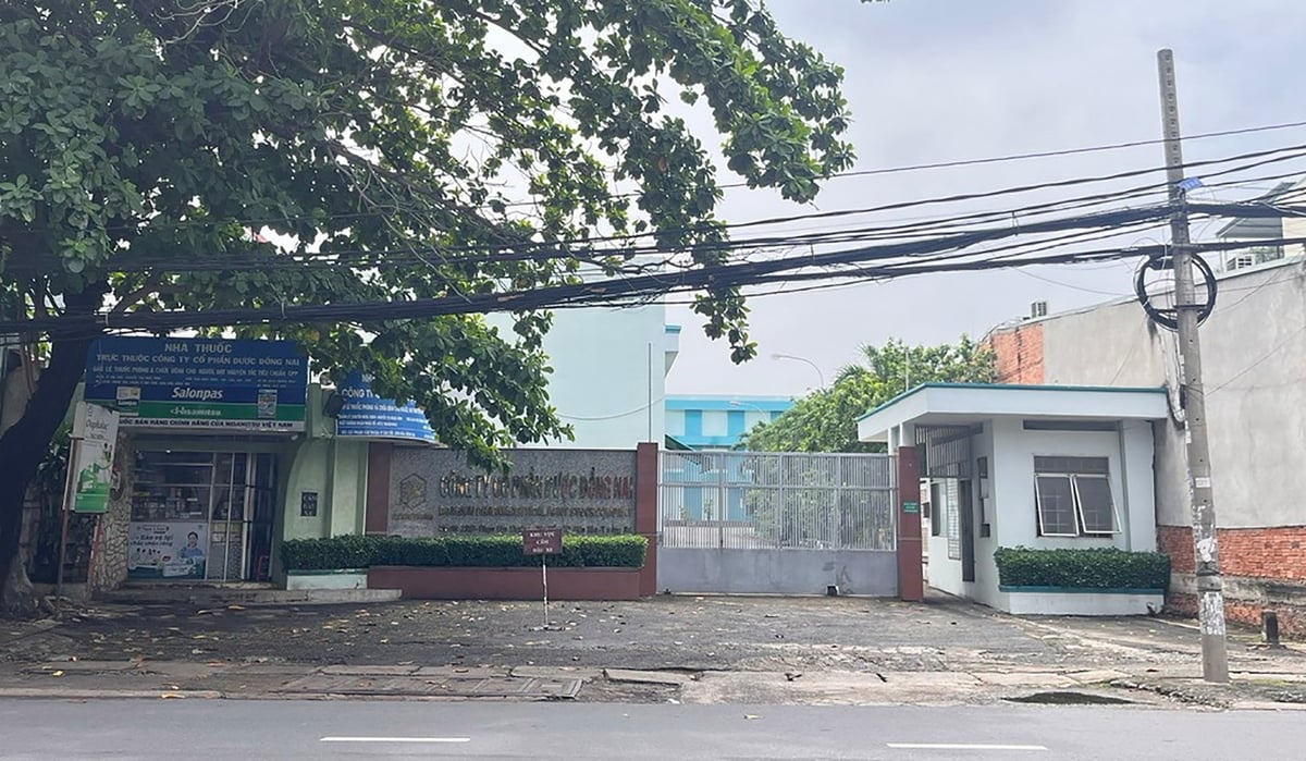 Trụ sở của Công ty Cổ phần Dược Đồng Nai tại 221B Phạm Văn Thuận, phường Tân Mai, thành phố Biên Hòa, tỉnh Đồng Nai. Ảnh: Tường Tú. Trụ sở của Công ty Cổ phần Dược Đồng Nai tại 221B Phạm Văn Thuận, phường Tân Mai, thành phố Biên Hòa, tỉnh Đồng Nai. Ảnh: Tường Tú.