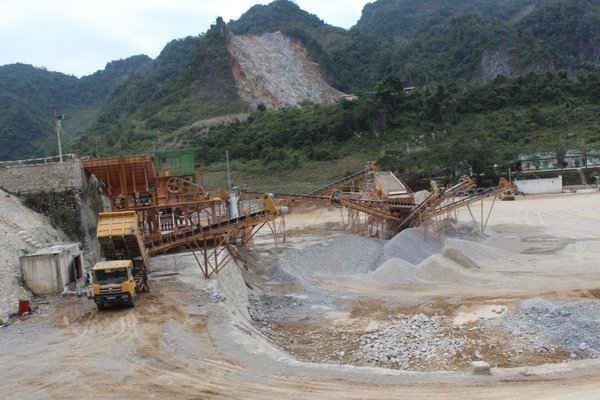 Tỉnh Điện Biên triển khai nhiều giải pháp nhằm siết chặt hoạt động khai thác khoáng sản. Ảnh: Trần Hương. Tỉnh Điện Biên triển khai nhiều giải pháp nhằm siết chặt hoạt động khai thác khoáng sản. Ảnh: Trần Hương.