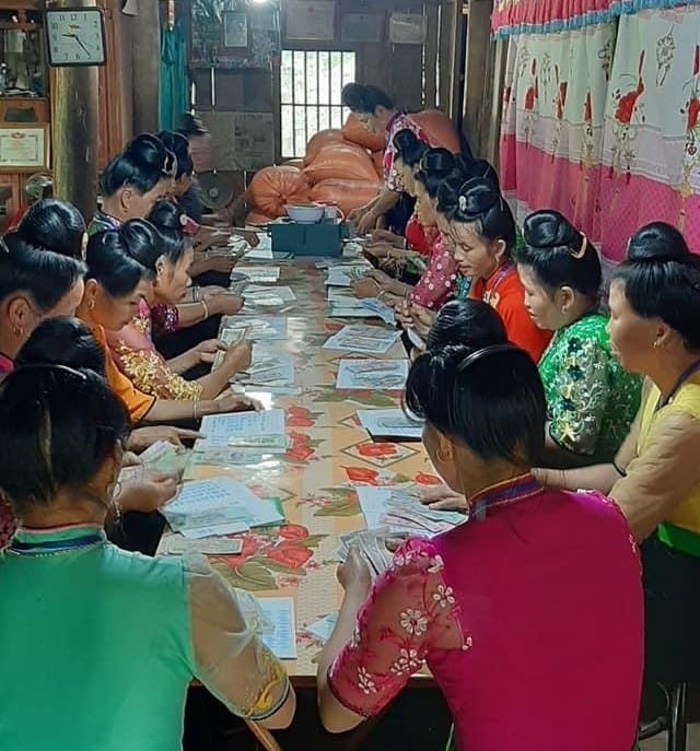 Sinh hoạt nhóm tổ vay vốn của phụ nữ xã Quài Cang, huyện Tuần Giáo. Ảnh: Trần Hương. Sinh hoạt nhóm tổ vay vốn của phụ nữ xã Quài Cang, huyện Tuần Giáo. Ảnh: Trần Hương.