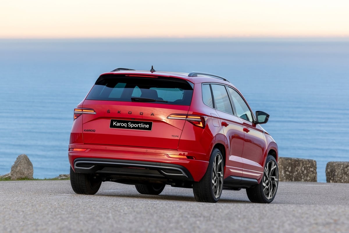 Xe được trang bị cửa sổ trời toàn cảnh panorama tối màu. Ảnh: Skoda Việt Nam. Xe được trang bị cửa sổ trời toàn cảnh panorama tối màu. Ảnh: Skoda Việt Nam.