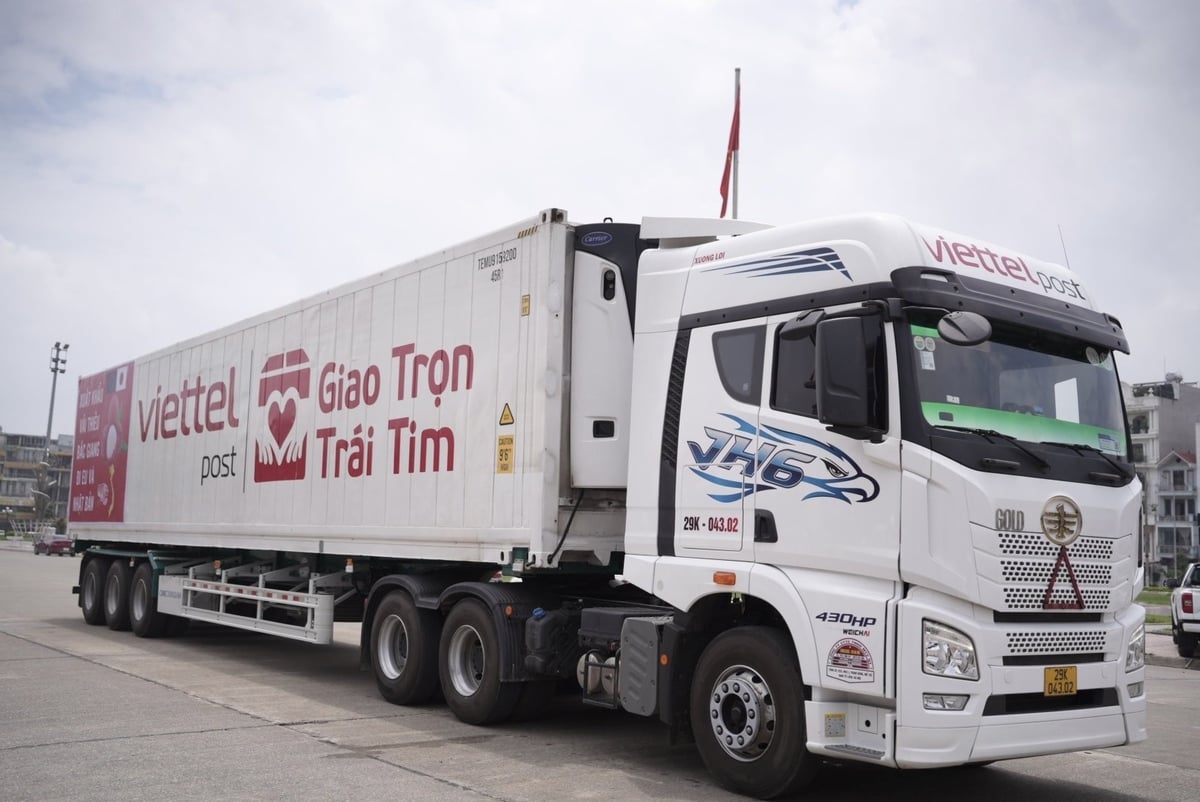 Các tuyến xe container lạnh được thiết kế riêng cho từng vùng trọng điểm, giảm thiểu thời gian lưu kho, đảm bảo độ tươi tối ưu. Ảnh: Phạm Minh. Các tuyến xe container lạnh được thiết kế riêng cho từng vùng trọng điểm, giảm thiểu thời gian lưu kho, đảm bảo độ tươi tối ưu. Ảnh: Phạm Minh.