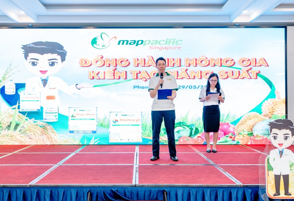 Công ty Map Pacific Singapore tiếp tục giữ vai trò tiên phong thông qua chuỗi sự kiện DR.MAP tour là một mô hình đào tạo kỹ thuật canh tác sinh học độc đáo, hướng trực tiếp đến cộng đồng nông dân. Ảnh: Lê Hoàng Vũ. Công ty Map Pacific Singapore tiếp tục giữ vai trò tiên phong thông qua chuỗi sự kiện DR.MAP tour là một mô hình đào tạo kỹ thuật canh tác sinh học độc đáo, hướng trực tiếp đến cộng đồng nông dân. Ảnh: Lê Hoàng Vũ.