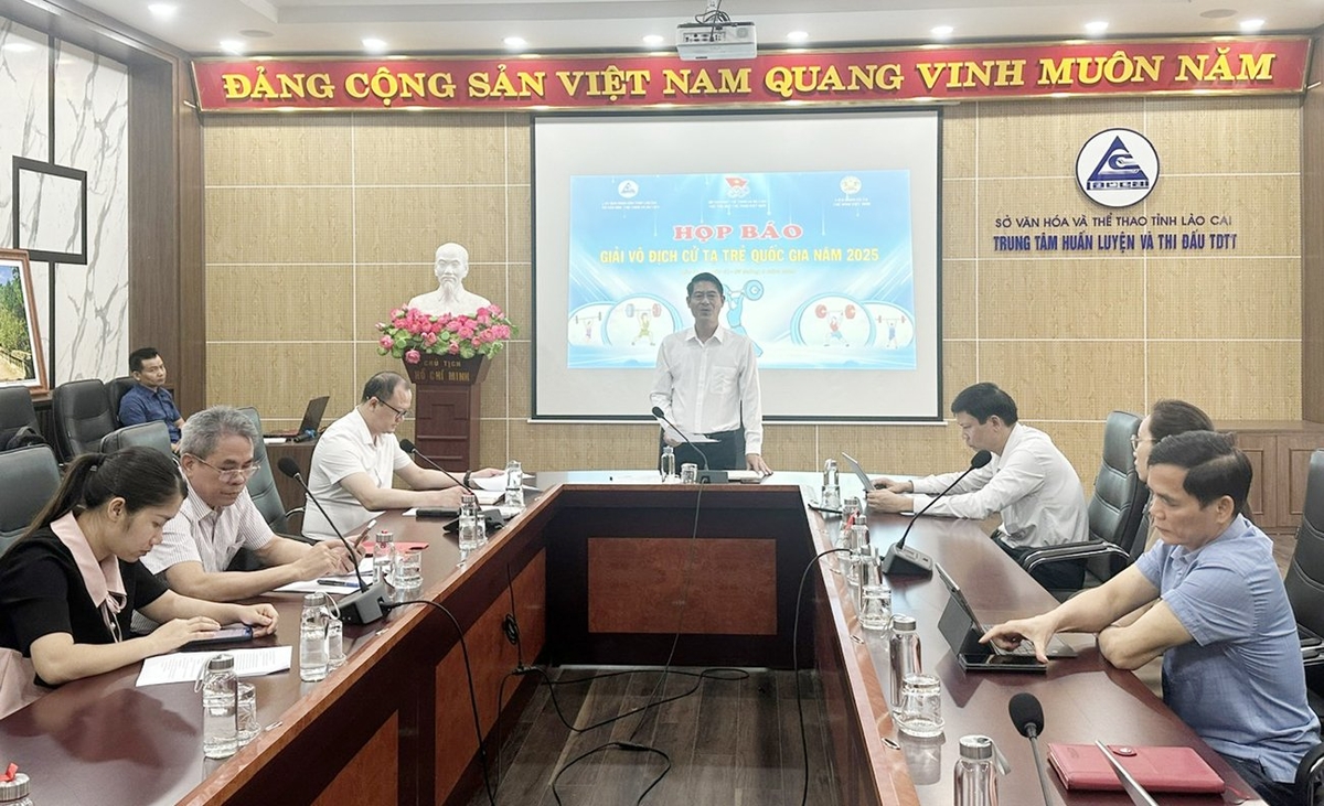 Quang cảnh buổi họp báo thông tin về Giải vô địch Cử tạ trẻ quốc gia năm 2025 sẽ được tổ chức tại Lào Cai. Ảnh: Bích Hợp. Quang cảnh buổi họp báo thông tin về Giải vô địch Cử tạ trẻ quốc gia năm 2025 sẽ được tổ chức tại Lào Cai. Ảnh: Bích Hợp.
