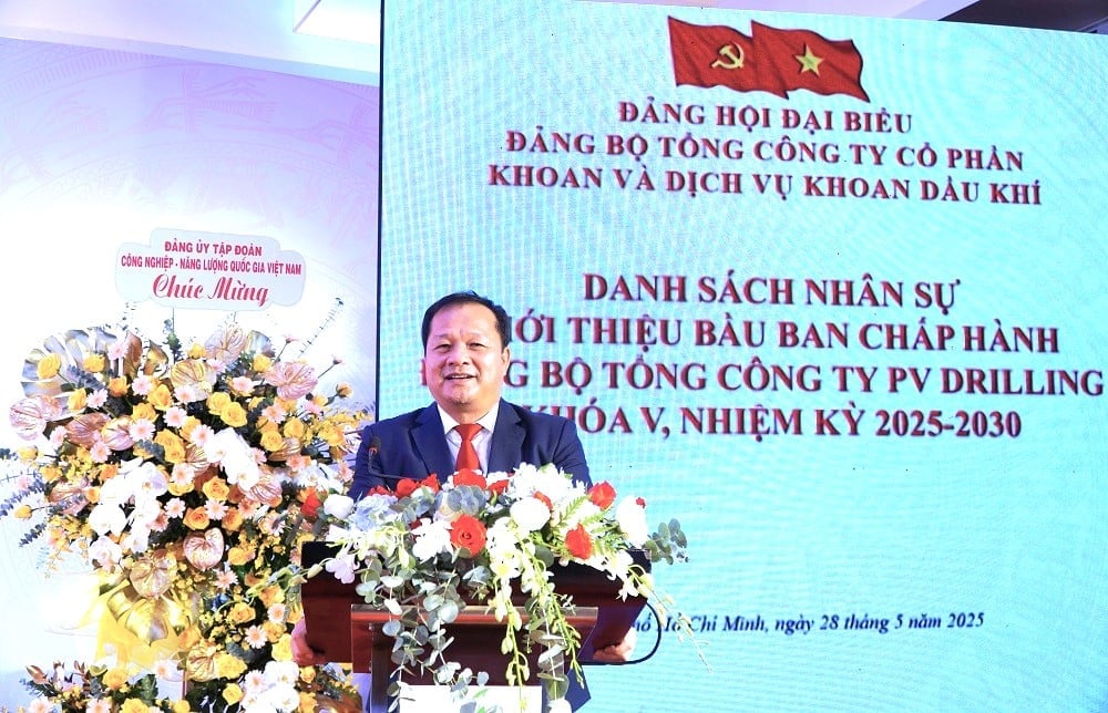 Đồng chí Mai Thế Toàn - Phó Bí thư Đảng ủy, Chủ tịch HĐQT PV Drilling trình bày Đề án nhân sự Ban Chấp hành Đảng bộ Tổng công ty nhiệm kỳ 2025-2030. Ảnh: PV Drilling. Đồng chí Mai Thế Toàn - Phó Bí thư Đảng ủy, Chủ tịch HĐQT PV Drilling trình bày Đề án nhân sự Ban Chấp hành Đảng bộ Tổng công ty nhiệm kỳ 2025-2030. Ảnh: PV Drilling.