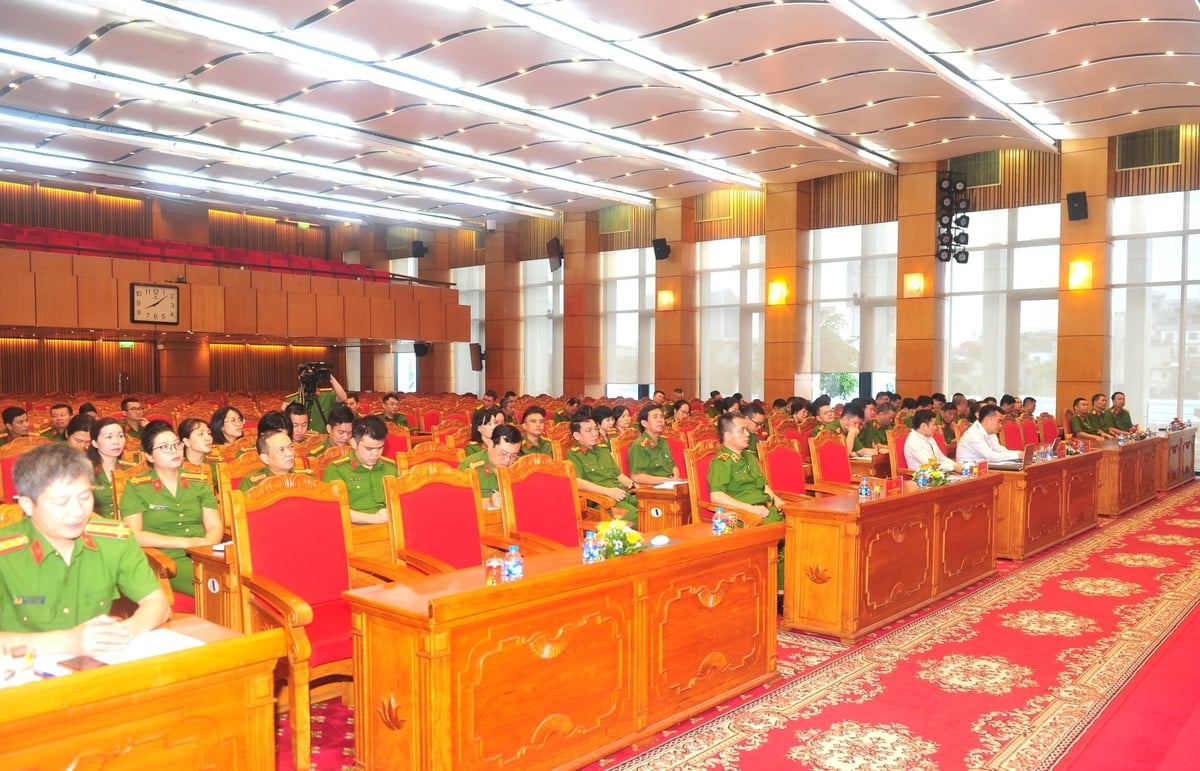 Toàn cảnh Hội nghị. Ảnh: Nguyễn Trường.
