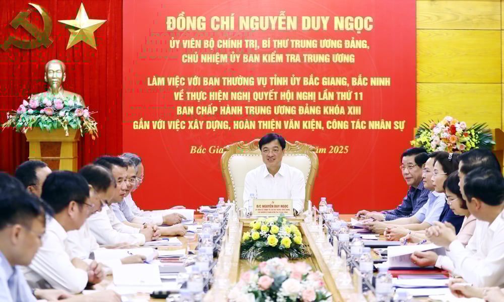 Ông Nguyễn Duy Ngọc, Ủy viên Bộ Chính trị, Bí thư Trung ương Đảng, Chủ nhiệm Ủy ban Kiểm tra Trung ương đã chủ trì buổi làm việc. Ảnh: Phạm Minh. Ông Nguyễn Duy Ngọc, Ủy viên Bộ Chính trị, Bí thư Trung ương Đảng, Chủ nhiệm Ủy ban Kiểm tra Trung ương đã chủ trì buổi làm việc. Ảnh: Phạm Minh.