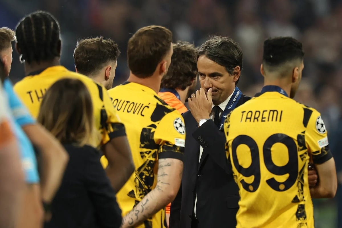 Sự thất vọng của thầy trò HLV Simone Inzaghi trong đêm Chung kết. Ảnh: Getty. Sự thất vọng của thầy trò HLV Simone Inzaghi trong đêm Chung kết. Ảnh: Getty.