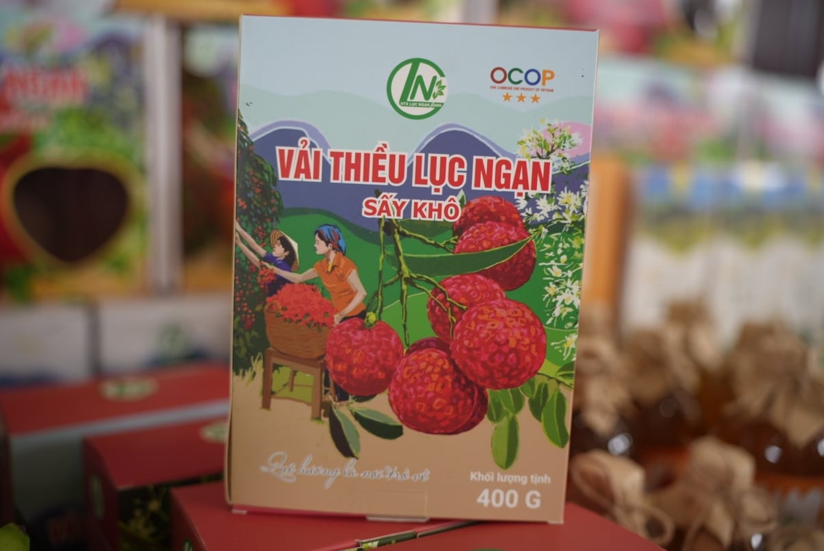 Sấy vải là một hướng phát triển nhằm nâng cao giá trị cho quả vải. Ảnh: Phạm Minh.