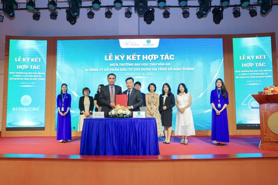 Nghi thức ký kết thỏa thuận hợp tác. Ảnh: Xuân Cường. Nghi thức ký kết thỏa thuận hợp tác. Ảnh: Xuân Cường.
