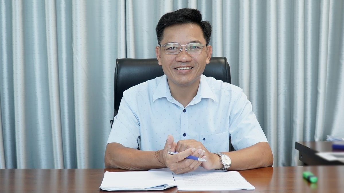 Ông Phạm Ngọc Thắng, Phó Giám đốc Trung tâm Dịch vụ Việc làm tỉnh Bình Dương. Ảnh: Trần Phi.
