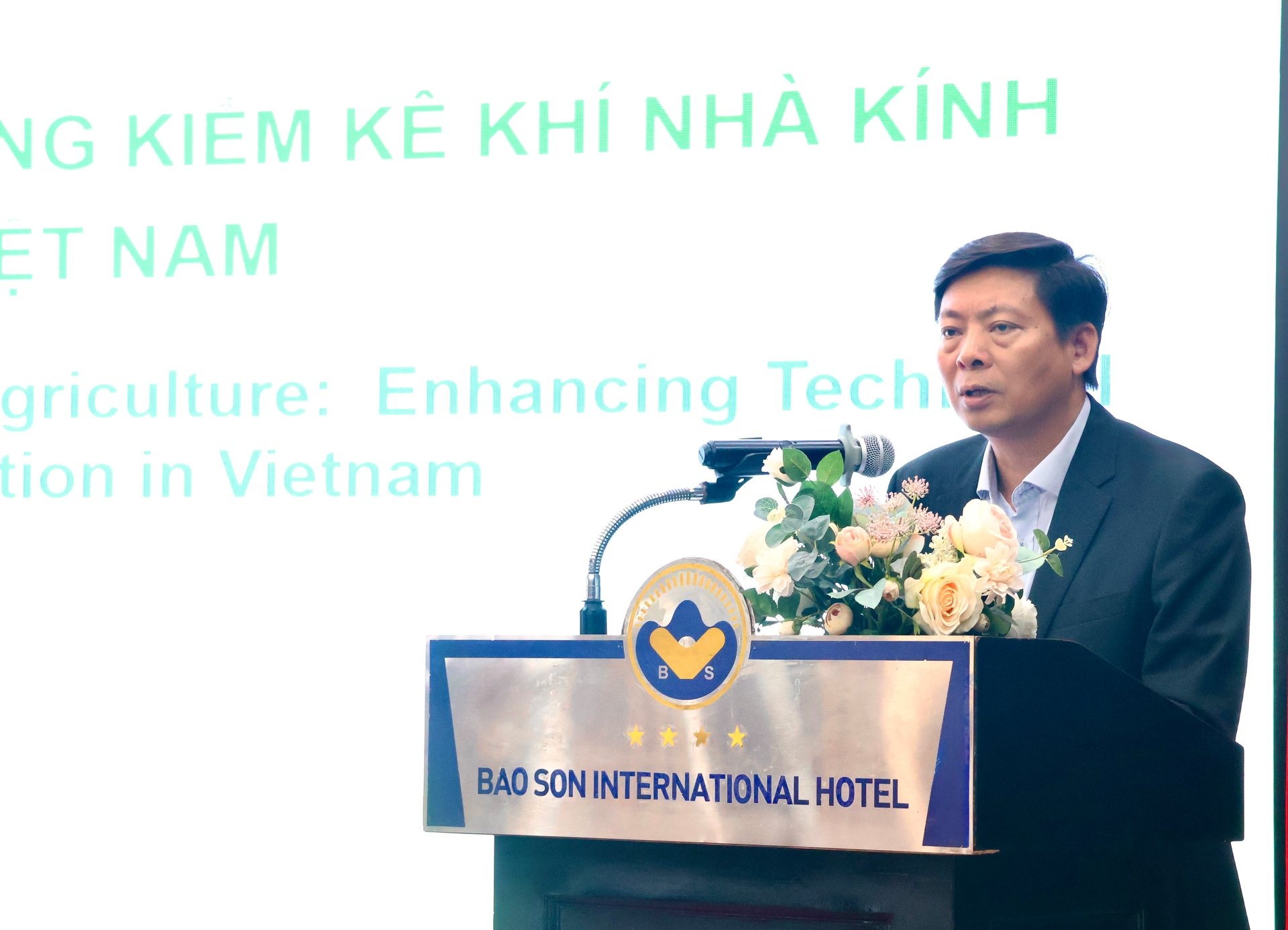 Theo ông Mai Văn Trịnh, Viện trưởng Viện Môi trường Nông nghiệp, phát triển thị trường tín chỉ carbon trong nông nghiệp là một trong những định hướng ưu tiên của Viện. Ảnh: Khánh Ly.